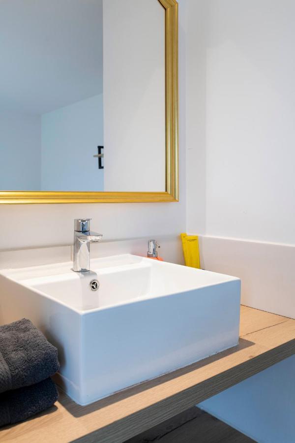 Appartement L'O-Berge - Plein centre de Saint-Tropez Extérieur photo