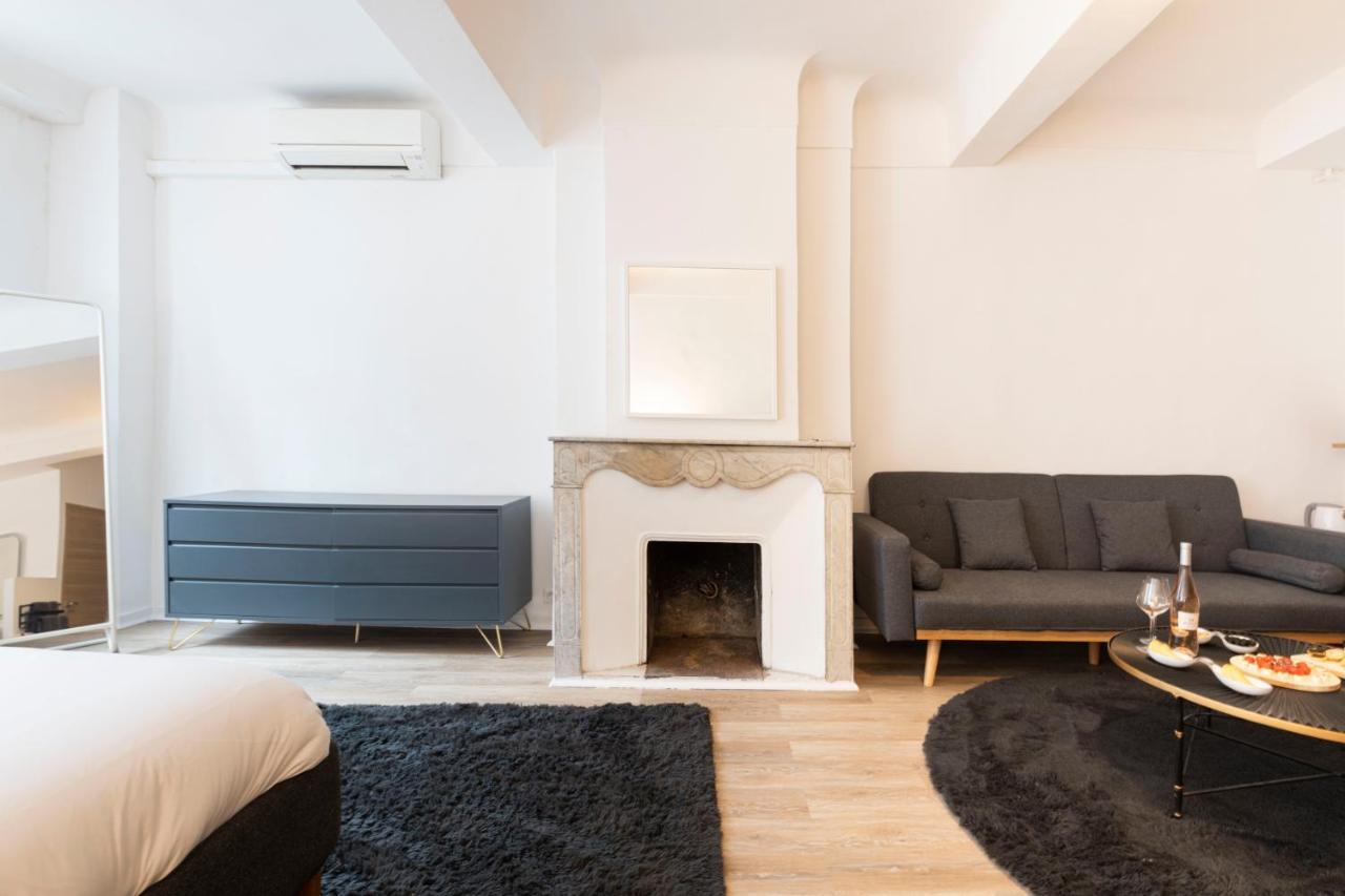 Appartement L'O-Berge - Plein centre de Saint-Tropez Extérieur photo